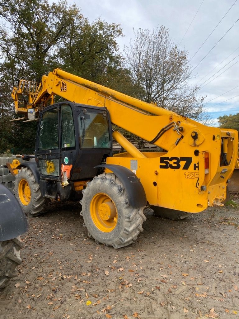 Chariot télescopique JCB 537-135, estimation 8 000 €